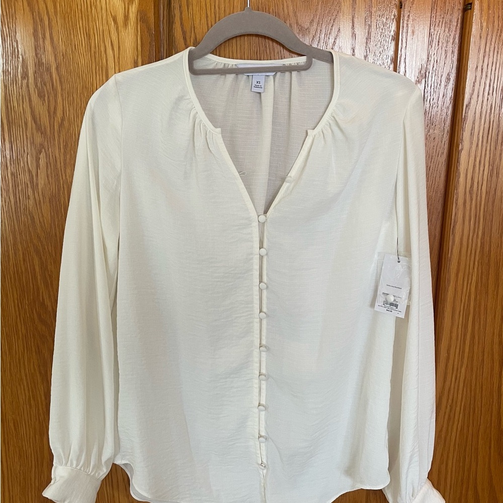 Women's Ivory Balloon Sleeve Tunic Button-Up Blouse
